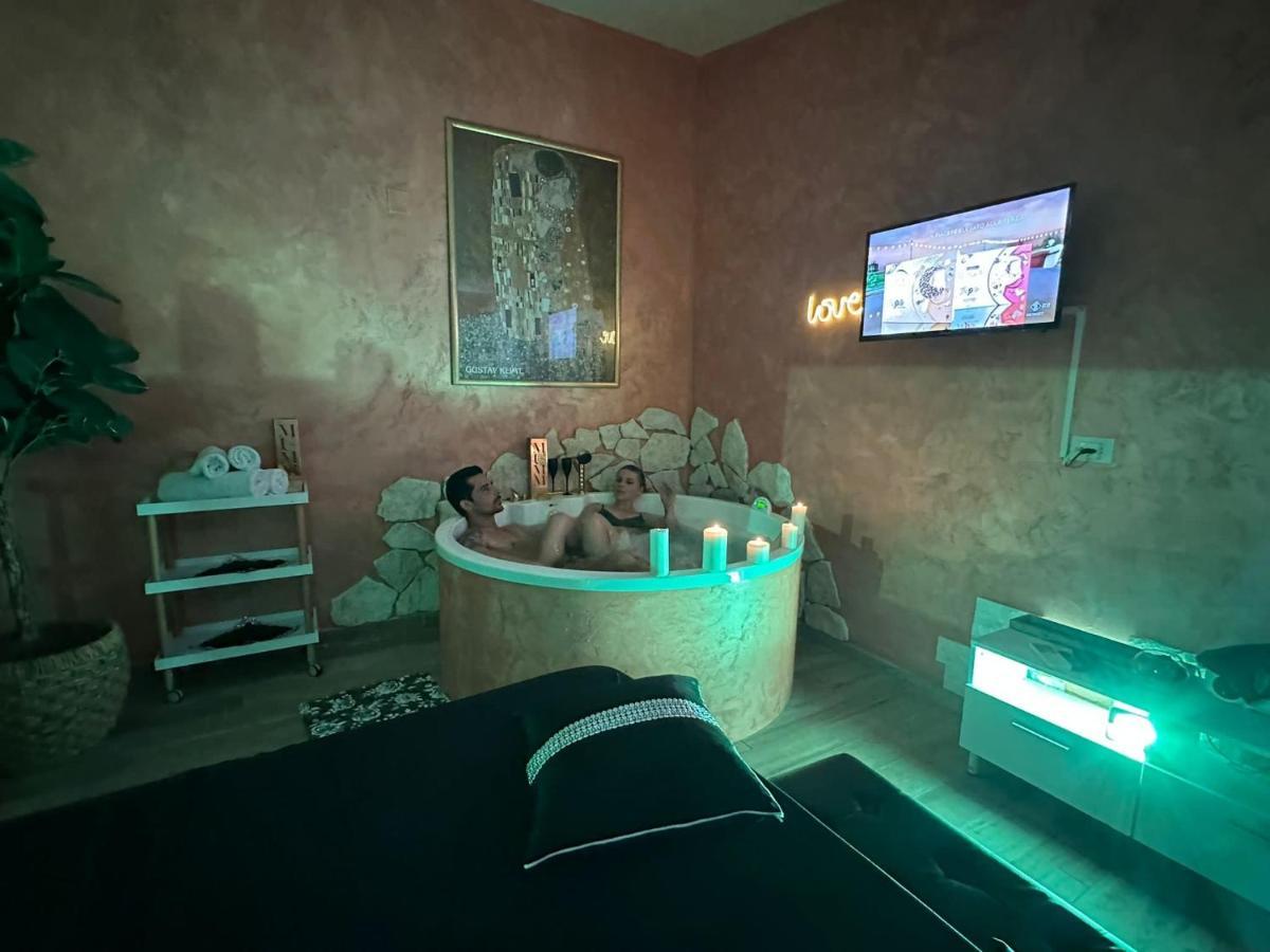 Atena Apartments B&B Gold Pescara Ngoại thất bức ảnh