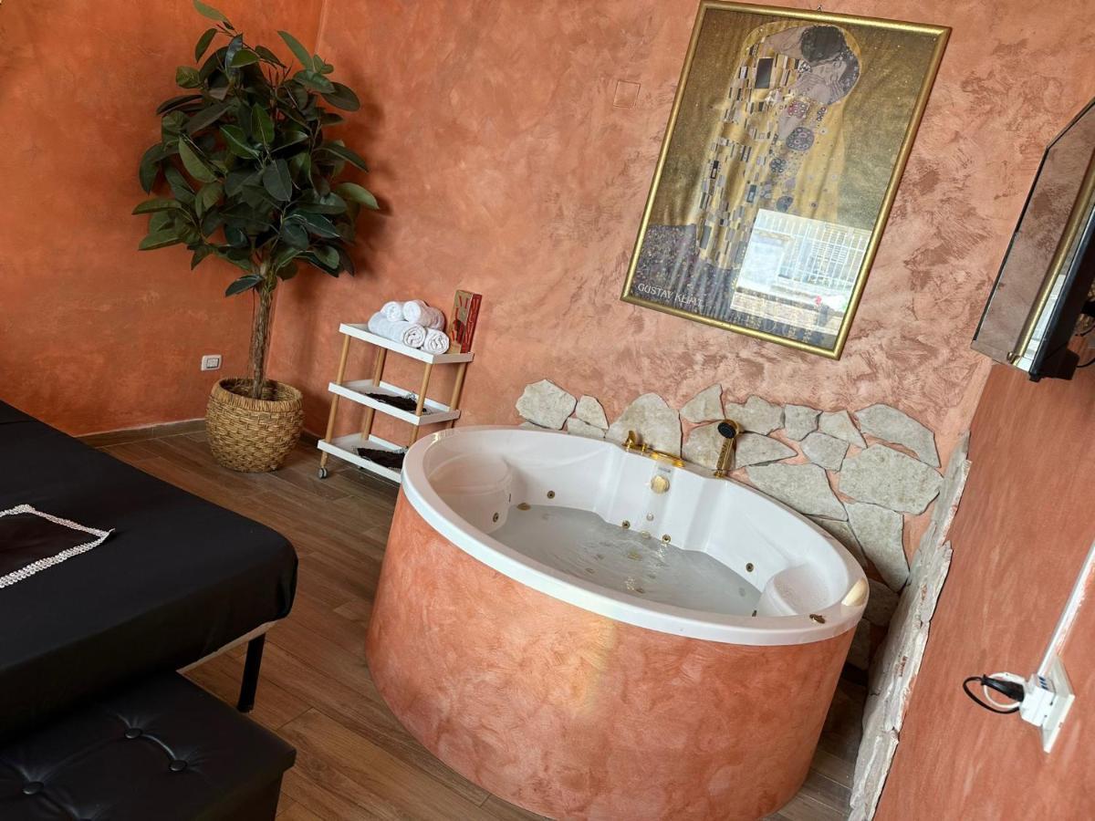 Atena Apartments B&B Gold Pescara Ngoại thất bức ảnh